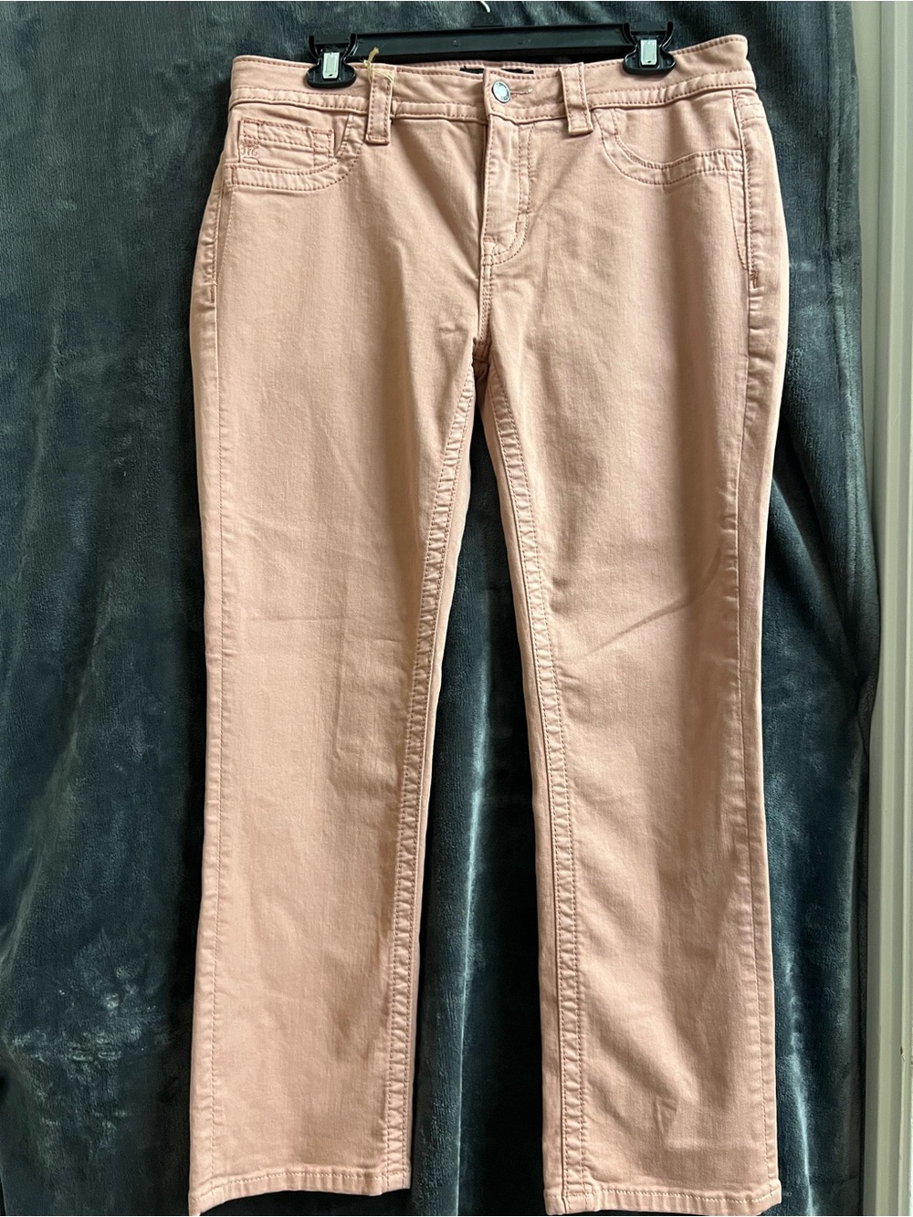Miss Me Women’s Pink Rose Straight-Leg Jeans in size 30 or 10,